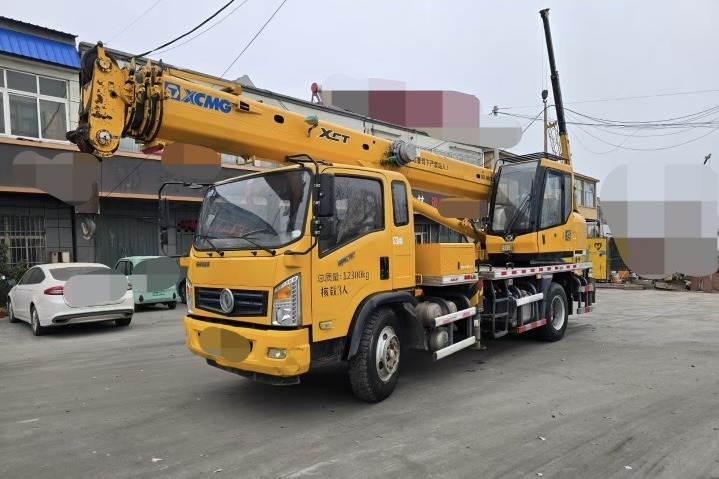 XCMG XCT8L5 - Ajoneuvonosturi: kuva XCMG XCT8L5 - Ajoneuvonosturi XCMG XCT8L5 - Ajoneuvonosturi: kuva XCMG XCT8L5 - Ajoneuvonosturi