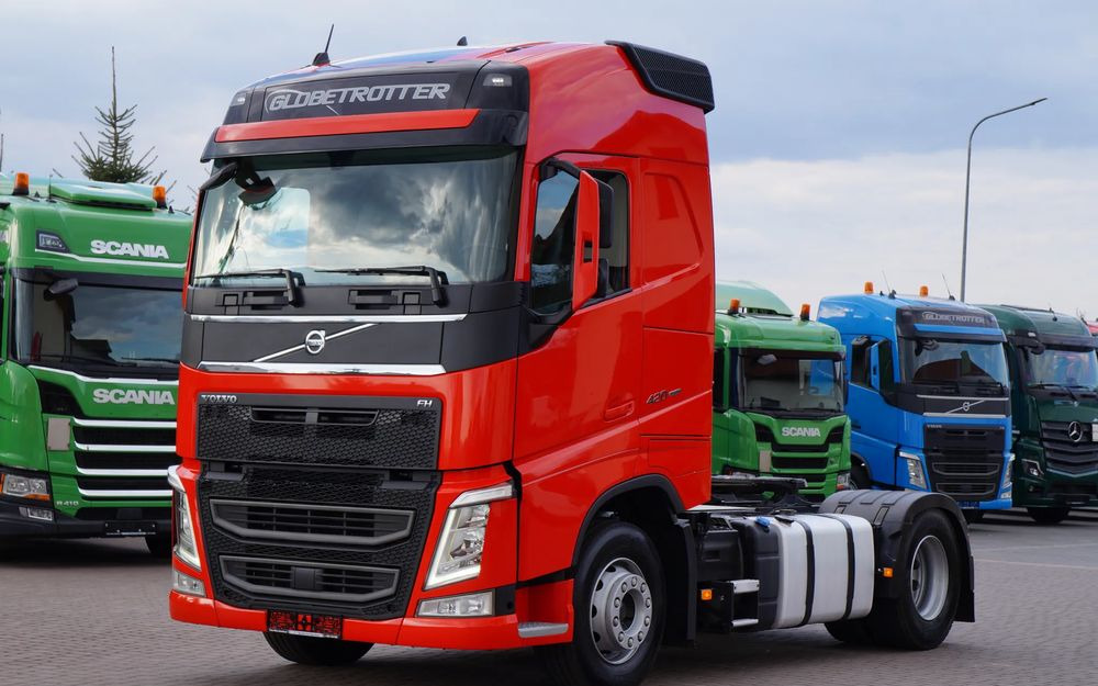 Volvo FH 4 EURO 6 GLOBETROTTER NISKI PRZEBIEG PEŁEN SERWIS - Vetopöytäauto: kuva  Volvo FH 4 EURO 6 GLOBETROTTER NISKI PRZEBIEG PEŁEN SERWIS - Vetopöytäauto Volvo FH 4 EURO 6 GLOBETROTTER NISKI PRZEBIEG PEŁEN SERWIS - Vetopöytäauto: kuva  Volvo FH 4 EURO 6 GLOBETROTTER NISKI PRZEBIEG PEŁEN SERWIS - Vetopöytäauto