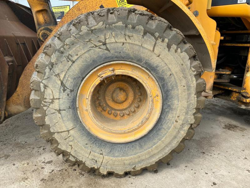 Kaivuri-trukki HYUNDAI Chargeuse articulé HL770-7A 23T: kuva Kaivuri-trukki HYUNDAI Chargeuse articulé HL770-7A 23T Kaivuri-trukki HYUNDAI Chargeuse articulé HL770-7A 23T: kuva Kaivuri-trukki HYUNDAI Chargeuse articulé HL770-7A 23T