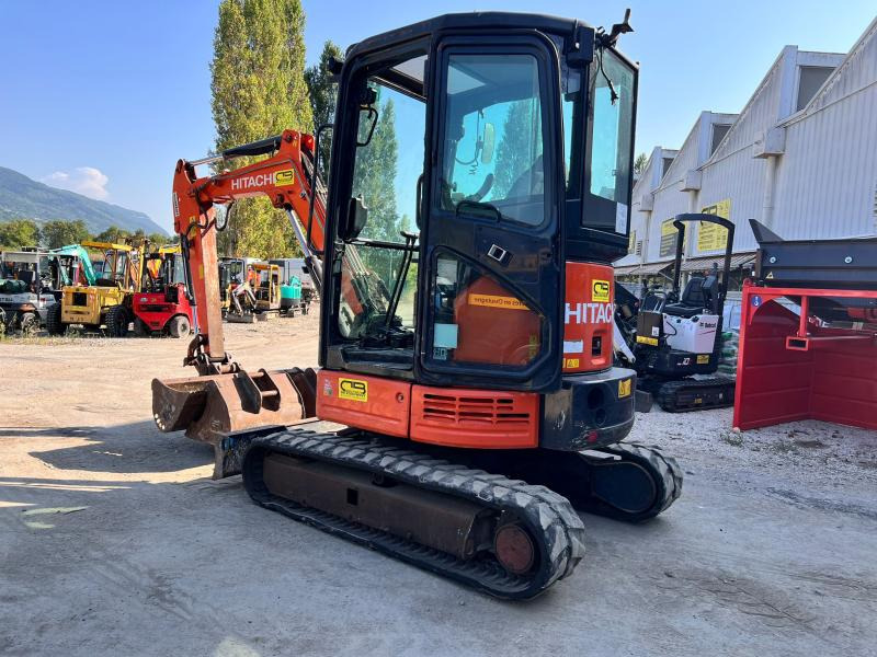 Hitachi ZX26U-5A MINI PELLE 2,7T - Minikuormaaja: kuva Hitachi ZX26U-5A MINI PELLE 2,7T - Minikuormaaja Hitachi ZX26U-5A MINI PELLE 2,7T - Minikuormaaja: kuva Hitachi ZX26U-5A MINI PELLE 2,7T - Minikuormaaja
