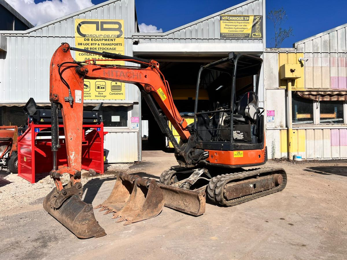 Hitachi ZX29U3 MINIPELLE 3T - Minikuormaaja: kuva Hitachi ZX29U3 MINIPELLE 3T - Minikuormaaja Hitachi ZX29U3 MINIPELLE 3T - Minikuormaaja: kuva Hitachi ZX29U3 MINIPELLE 3T - Minikuormaaja
