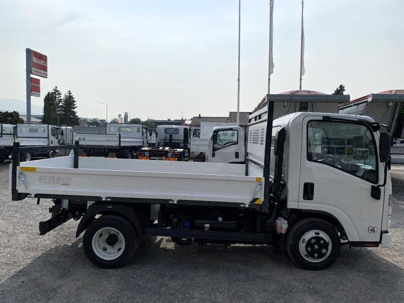 Isuzu M27 3.0L 150CH BENNE ARRIERE CAMION UTILITAIRE NEUF - Kippilava-auto: kuva Isuzu M27 3.0L 150CH BENNE ARRIERE CAMION UTILITAIRE NEUF - Kippilava-auto Isuzu M27 3.0L 150CH BENNE ARRIERE CAMION UTILITAIRE NEUF - Kippilava-auto: kuva Isuzu M27 3.0L 150CH BENNE ARRIERE CAMION UTILITAIRE NEUF - Kippilava-auto