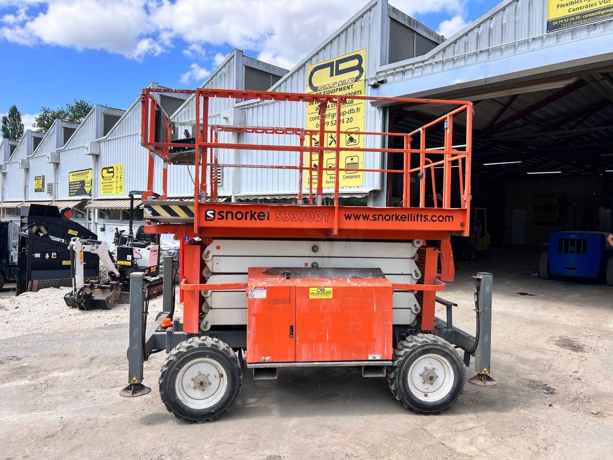 Snorkel S3370RT NACELLE CISEAUX 12M 4X4 DIESEL - Saksilava: kuva Snorkel S3370RT NACELLE CISEAUX 12M 4X4 DIESEL - Saksilava Snorkel S3370RT NACELLE CISEAUX 12M 4X4 DIESEL - Saksilava: kuva Snorkel S3370RT NACELLE CISEAUX 12M 4X4 DIESEL - Saksilava