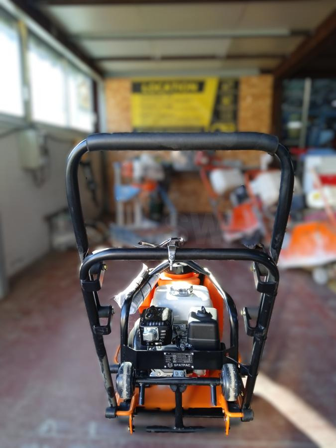 Spatmat Plaque vibrante 90Kg SPATMAT MS90 - Tärylevy: kuva Spatmat Plaque vibrante 90Kg SPATMAT MS90 - Tärylevy Spatmat Plaque vibrante 90Kg SPATMAT MS90 - Tärylevy: kuva Spatmat Plaque vibrante 90Kg SPATMAT MS90 - Tärylevy