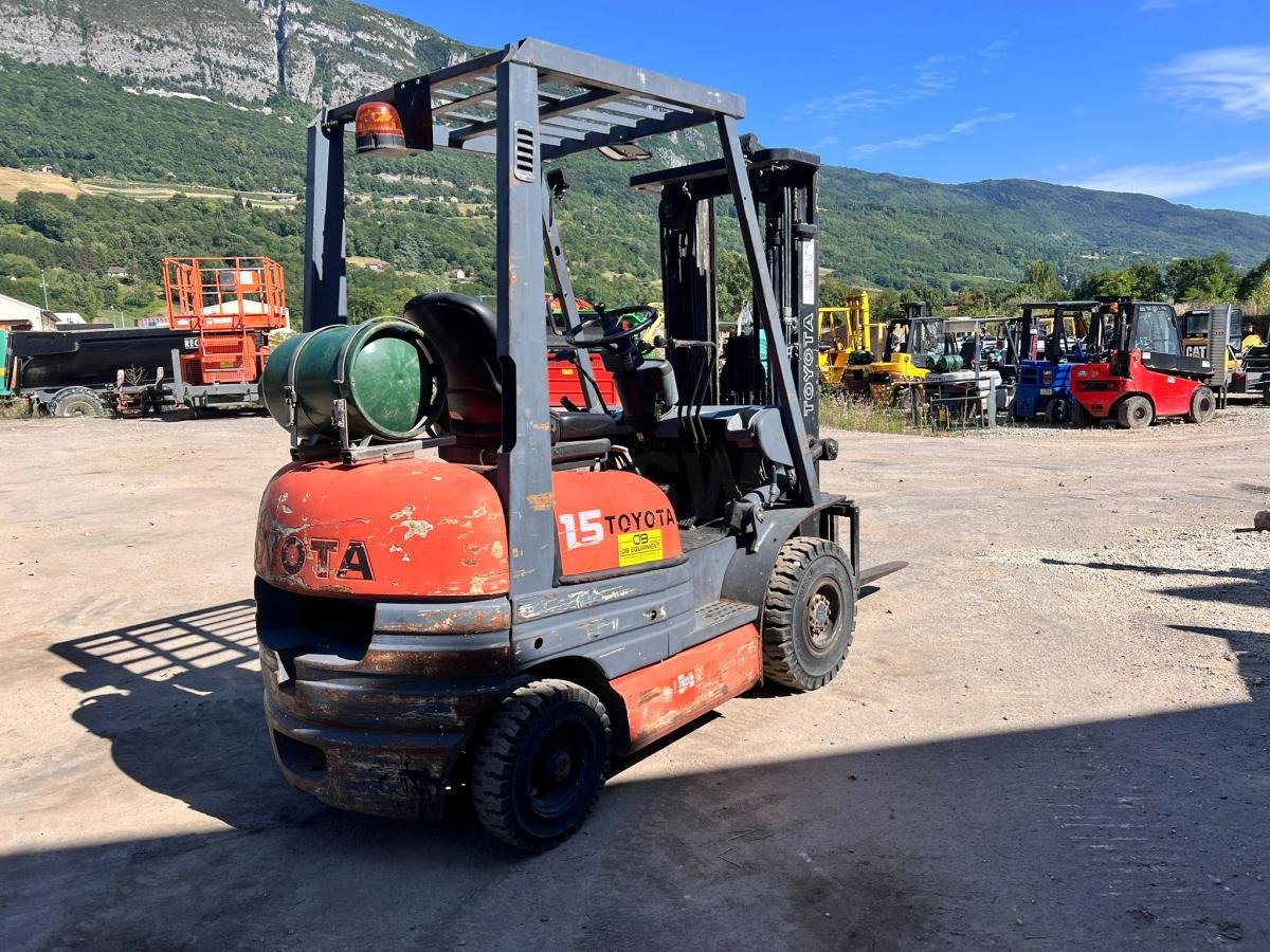 Toyota 426 FGF15 CHARIOT ELEVATEUR A GAZ 1,5T 4,3m - Kaasutrukki: kuva Toyota 426 FGF15 CHARIOT ELEVATEUR A GAZ 1,5T 4,3m - Kaasutrukki Toyota 426 FGF15 CHARIOT ELEVATEUR A GAZ 1,5T 4,3m - Kaasutrukki: kuva Toyota 426 FGF15 CHARIOT ELEVATEUR A GAZ 1,5T 4,3m - Kaasutrukki