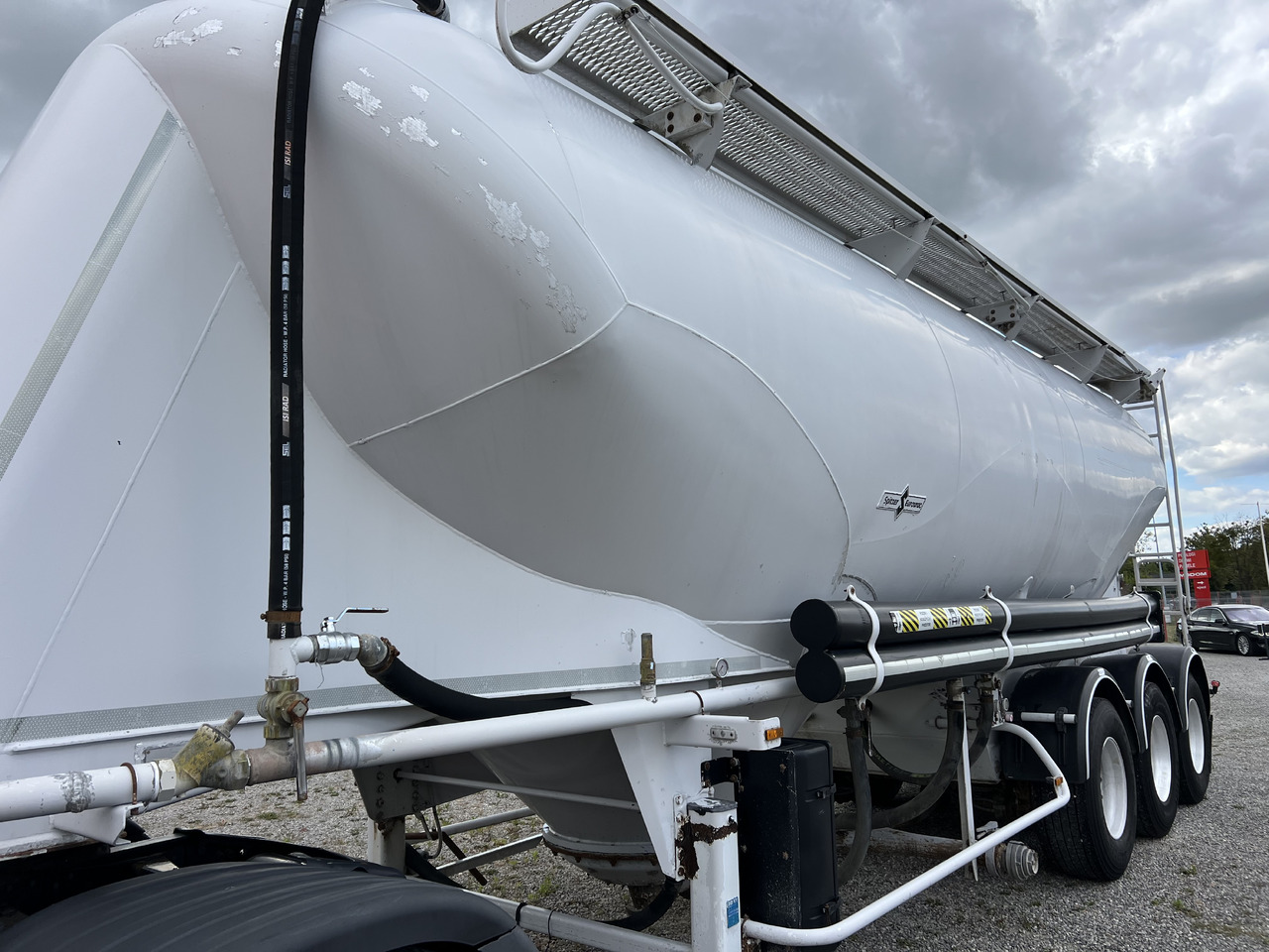 SPITZER S27DR-F010 - Bulk-säiliöperävaunu: kuva SPITZER S27DR-F010 - Bulk-säiliöperävaunu SPITZER S27DR-F010 - Bulk-säiliöperävaunu: kuva SPITZER S27DR-F010 - Bulk-säiliöperävaunu