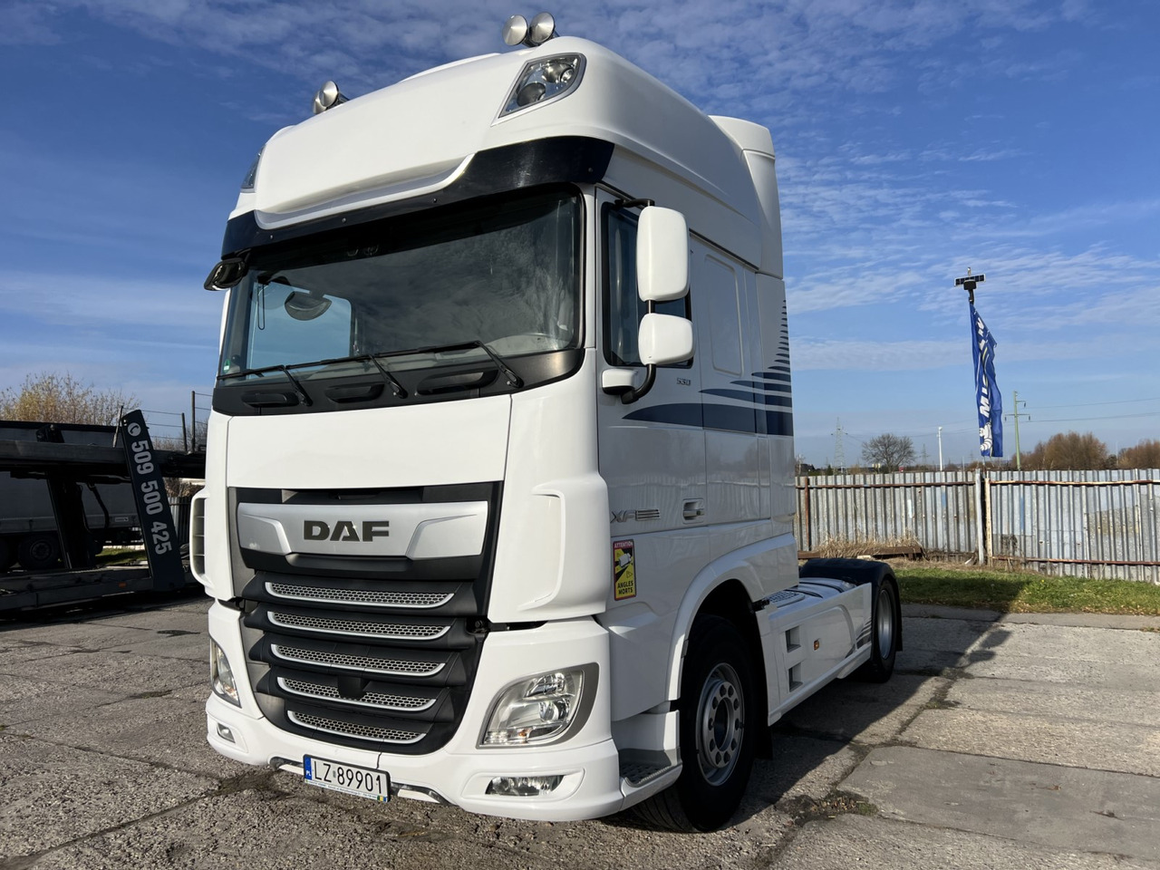 DAF XF530 - Vetopöytäauto: kuva DAF XF530 - Vetopöytäauto DAF XF530 - Vetopöytäauto: kuva DAF XF530 - Vetopöytäauto