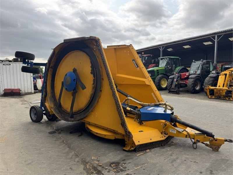 Bomford Triwing 6000 Topper - Kesantomurskain/ Vesakkomurskain: kuva Bomford Triwing 6000 Topper - Kesantomurskain/ Vesakkomurskain Bomford Triwing 6000 Topper - Kesantomurskain/ Vesakkomurskain: kuva Bomford Triwing 6000 Topper - Kesantomurskain/ Vesakkomurskain