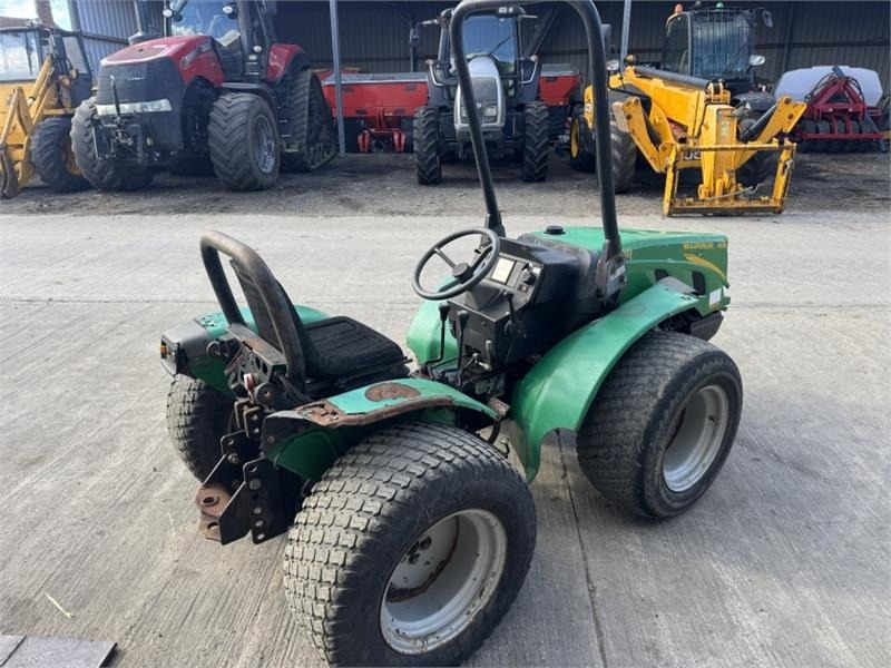 Ferrari Vipar 40 Compact Tractor - Traktori: kuva Ferrari Vipar 40 Compact Tractor - Traktori Ferrari Vipar 40 Compact Tractor - Traktori: kuva Ferrari Vipar 40 Compact Tractor - Traktori