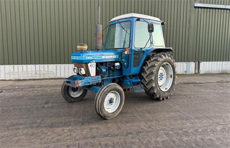 Ford Ford 7610 2wd - Traktori: kuva Ford Ford 7610 2wd - Traktori Ford Ford 7610 2wd - Traktori: kuva Ford Ford 7610 2wd - Traktori