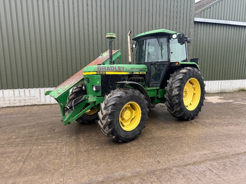 John Deere 3650 - Traktori: kuva John Deere 3650 - Traktori John Deere 3650 - Traktori: kuva John Deere 3650 - Traktori
