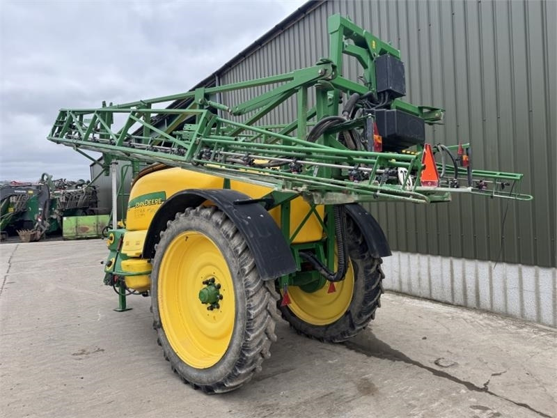 John Deere John Deere 732 Trailed Sprayer - Nostolaitekiinnitteinen kasvinsuojeluruisku: kuva John Deere John Deere 732 Trailed Sprayer - Nostolaitekiinnitteinen kasvinsuojeluruisku John Deere John Deere 732 Trailed Sprayer - Nostolaitekiinnitteinen kasvinsuojeluruisku: kuva John Deere John Deere 732 Trailed Sprayer - Nostolaitekiinnitteinen kasvinsuojeluruisku
