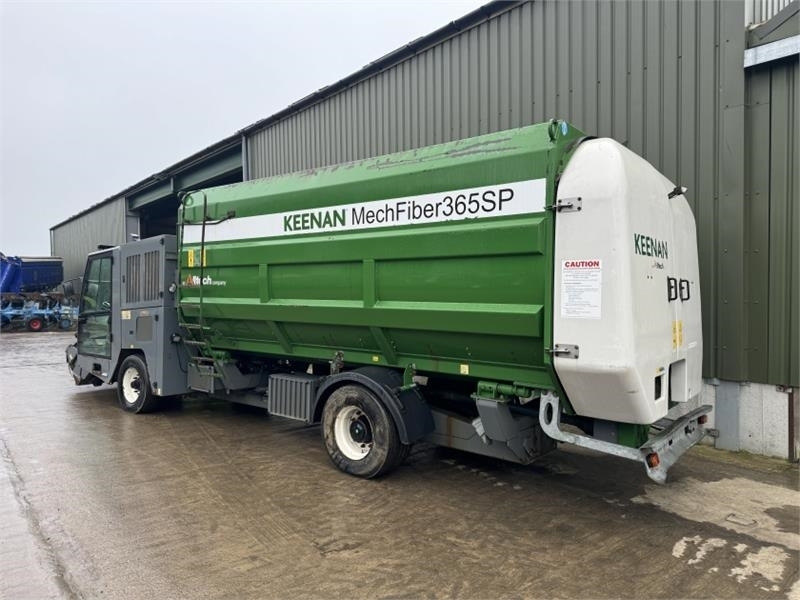 Keenan MechFiber 365 SP Feed Wagon - Silppurivaunu: kuva Keenan MechFiber 365 SP Feed Wagon - Silppurivaunu Keenan MechFiber 365 SP Feed Wagon - Silppurivaunu: kuva Keenan MechFiber 365 SP Feed Wagon - Silppurivaunu