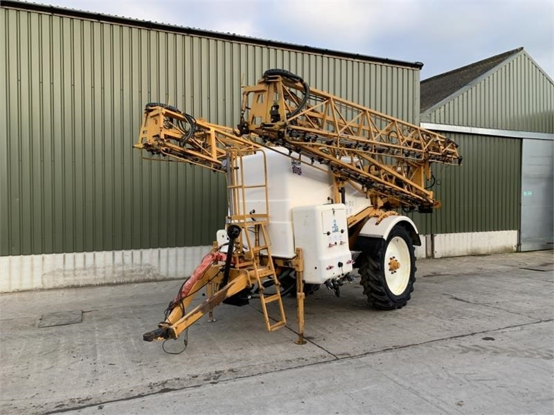 Knight 28m 3800L Trailed Sprayer **Video Below** - Nostolaitekiinnitteinen kasvinsuojeluruisku: kuva Knight 28m 3800L Trailed Sprayer **Video Below** - Nostolaitekiinnitteinen kasvinsuojeluruisku Knight 28m 3800L Trailed Sprayer **Video Below** - Nostolaitekiinnitteinen kasvinsuojeluruisku: kuva Knight 28m 3800L Trailed Sprayer **Video Below** - Nostolaitekiinnitteinen kasvinsuojeluruisku