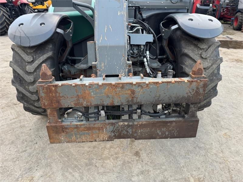 Kramer KT 407 Pickup Hitch and Headstock - Kurottaja: kuva Kramer KT 407 Pickup Hitch and Headstock - Kurottaja Kramer KT 407 Pickup Hitch and Headstock - Kurottaja: kuva Kramer KT 407 Pickup Hitch and Headstock - Kurottaja