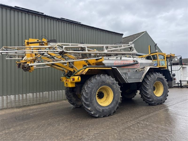 Lite-Trac 5500 24m Self Propelled Sprayer - Nostolaitekiinnitteinen kasvinsuojeluruisku: kuva Lite-Trac 5500 24m Self Propelled Sprayer - Nostolaitekiinnitteinen kasvinsuojeluruisku Lite-Trac 5500 24m Self Propelled Sprayer - Nostolaitekiinnitteinen kasvinsuojeluruisku: kuva Lite-Trac 5500 24m Self Propelled Sprayer - Nostolaitekiinnitteinen kasvinsuojeluruisku