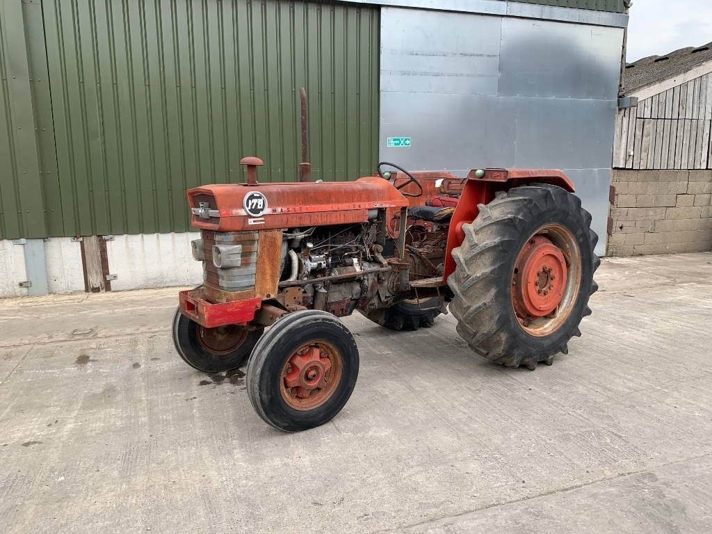 Massey Ferguson 178 - Traktori: kuva Massey Ferguson 178 - Traktori Massey Ferguson 178 - Traktori: kuva Massey Ferguson 178 - Traktori