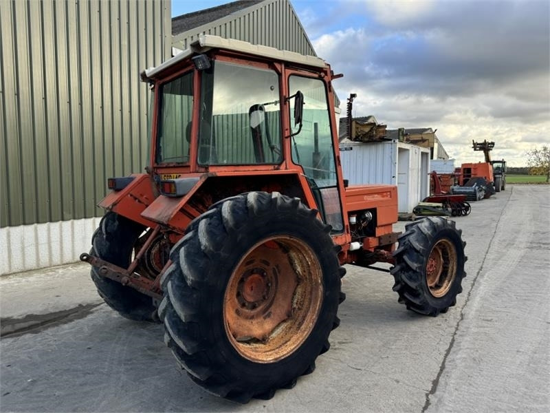 Renault 781-4 4WD Tractor - Traktori: kuva Renault 781-4 4WD Tractor - Traktori Renault 781-4 4WD Tractor - Traktori: kuva Renault 781-4 4WD Tractor - Traktori