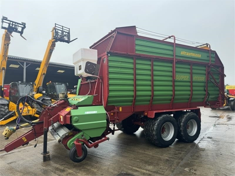 Strautmann Super Vitesse Silage Wagon - Silppurivaunu: kuva Strautmann Super Vitesse Silage Wagon - Silppurivaunu Strautmann Super Vitesse Silage Wagon - Silppurivaunu: kuva Strautmann Super Vitesse Silage Wagon - Silppurivaunu