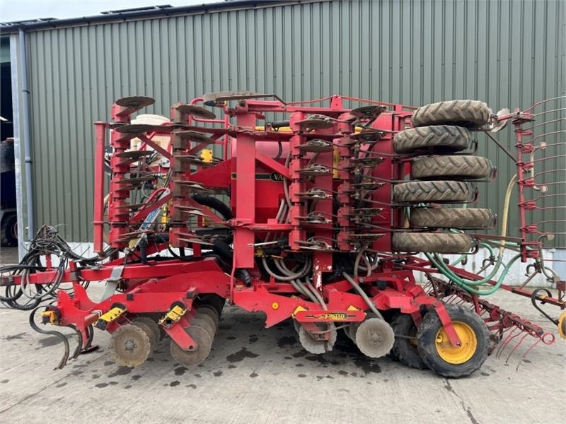 Vaderstad Rapid A600s 6m Seed Drill - Kylvölannoitin: kuva Vaderstad Rapid A600s 6m Seed Drill - Kylvölannoitin Vaderstad Rapid A600s 6m Seed Drill - Kylvölannoitin: kuva Vaderstad Rapid A600s 6m Seed Drill - Kylvölannoitin