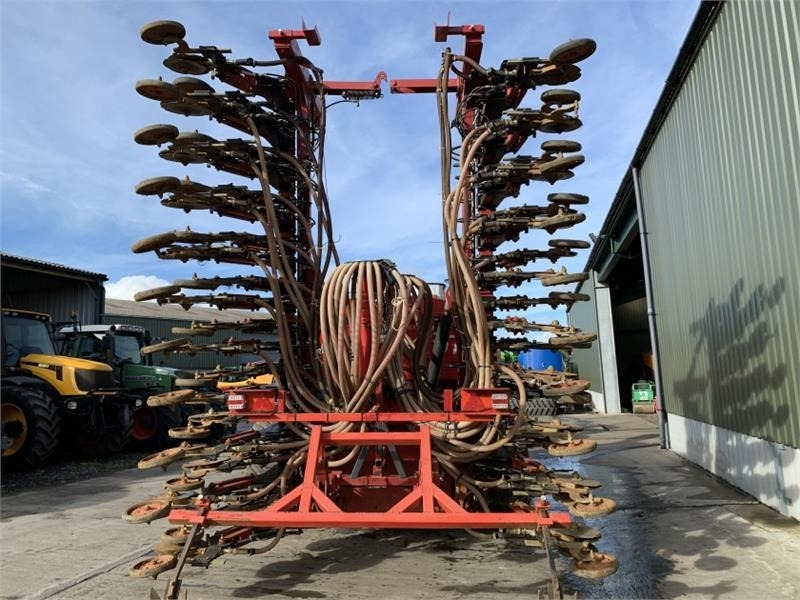 Weaving Caddy 5T c/w 8m Disc Drill - Kylvölannoitin: kuva Weaving Caddy 5T c/w 8m Disc Drill - Kylvölannoitin Weaving Caddy 5T c/w 8m Disc Drill - Kylvölannoitin: kuva Weaving Caddy 5T c/w 8m Disc Drill - Kylvölannoitin