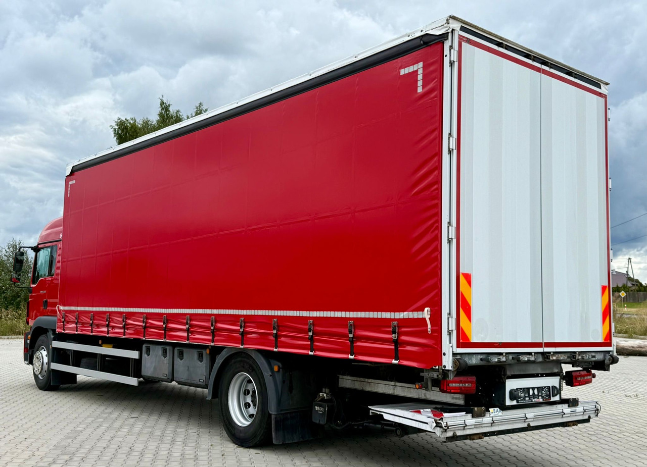 MAN MAN TGM 18.320 ROK PRODUKCJI 2020 NUMER VIN WMAN18ZZ6LY407218 PRZEBIEG 590 TYŚ KM ABS KLIMATYZACJA EL.SZYBY EL.LUSTERKA WIELOFUNKCYJNA KIEROWNICA LODÓWKA KABINA SYPIALNA DWA ŁÓŻKA OGRZEWANIE POSTOJO - Pressukapelli kuorma-auto: kuva MAN MAN TGM 18.320 ROK PRODUKCJI 2020 NUMER VIN WMAN18ZZ6LY407218 PRZEBIEG 590 TYŚ KM ABS KLIMATYZACJA EL.SZYBY EL.LUSTERKA WIELOFUNKCYJNA KIEROWNICA LODÓWKA KABINA SYPIALNA DWA ŁÓŻKA OGRZEWANIE POSTOJO - Pressukapelli kuorma-auto MAN MAN TGM 18.320 ROK PRODUKCJI 2020 NUMER VIN WMAN18ZZ6LY407218 PRZEBIEG 590 TYŚ KM ABS KLIMATYZACJA EL.SZYBY EL.LUSTERKA WIELOFUNKCYJNA KIEROWNICA LODÓWKA KABINA SYPIALNA DWA ŁÓŻKA OGRZEWANIE POSTOJO - Pressukapelli kuorma-auto: kuva MAN MAN TGM 18.320 ROK PRODUKCJI 2020 NUMER VIN WMAN18ZZ6LY407218 PRZEBIEG 590 TYŚ KM ABS KLIMATYZACJA EL.SZYBY EL.LUSTERKA WIELOFUNKCYJNA KIEROWNICA LODÓWKA KABINA SYPIALNA DWA ŁÓŻKA OGRZEWANIE POSTOJO - Pressukapelli kuorma-auto