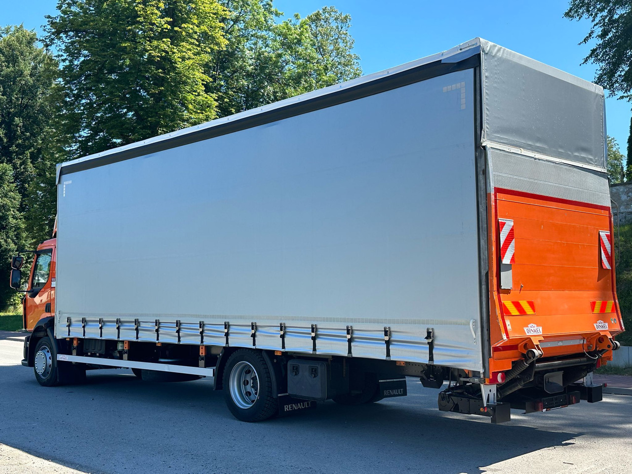 RENAULT D 18 / 280 / FIRANKA / WINDA / 8.6 M DŁUGOŚCI / 21 EUROPALET / NOWE OPONY / ŁADOWNOŚĆ 9.380 KG / AUTOMAT / SERWISOWANA / SPROWADZONA - Pressukapelli kuorma-auto: kuva RENAULT D 18 / 280 / FIRANKA / WINDA / 8.6 M DŁUGOŚCI / 21 EUROPALET / NOWE OPONY / ŁADOWNOŚĆ 9.380 KG / AUTOMAT / SERWISOWANA / SPROWADZONA - Pressukapelli kuorma-auto RENAULT D 18 / 280 / FIRANKA / WINDA / 8.6 M DŁUGOŚCI / 21 EUROPALET / NOWE OPONY / ŁADOWNOŚĆ 9.380 KG / AUTOMAT / SERWISOWANA / SPROWADZONA - Pressukapelli kuorma-auto: kuva RENAULT D 18 / 280 / FIRANKA / WINDA / 8.6 M DŁUGOŚCI / 21 EUROPALET / NOWE OPONY / ŁADOWNOŚĆ 9.380 KG / AUTOMAT / SERWISOWANA / SPROWADZONA - Pressukapelli kuorma-auto