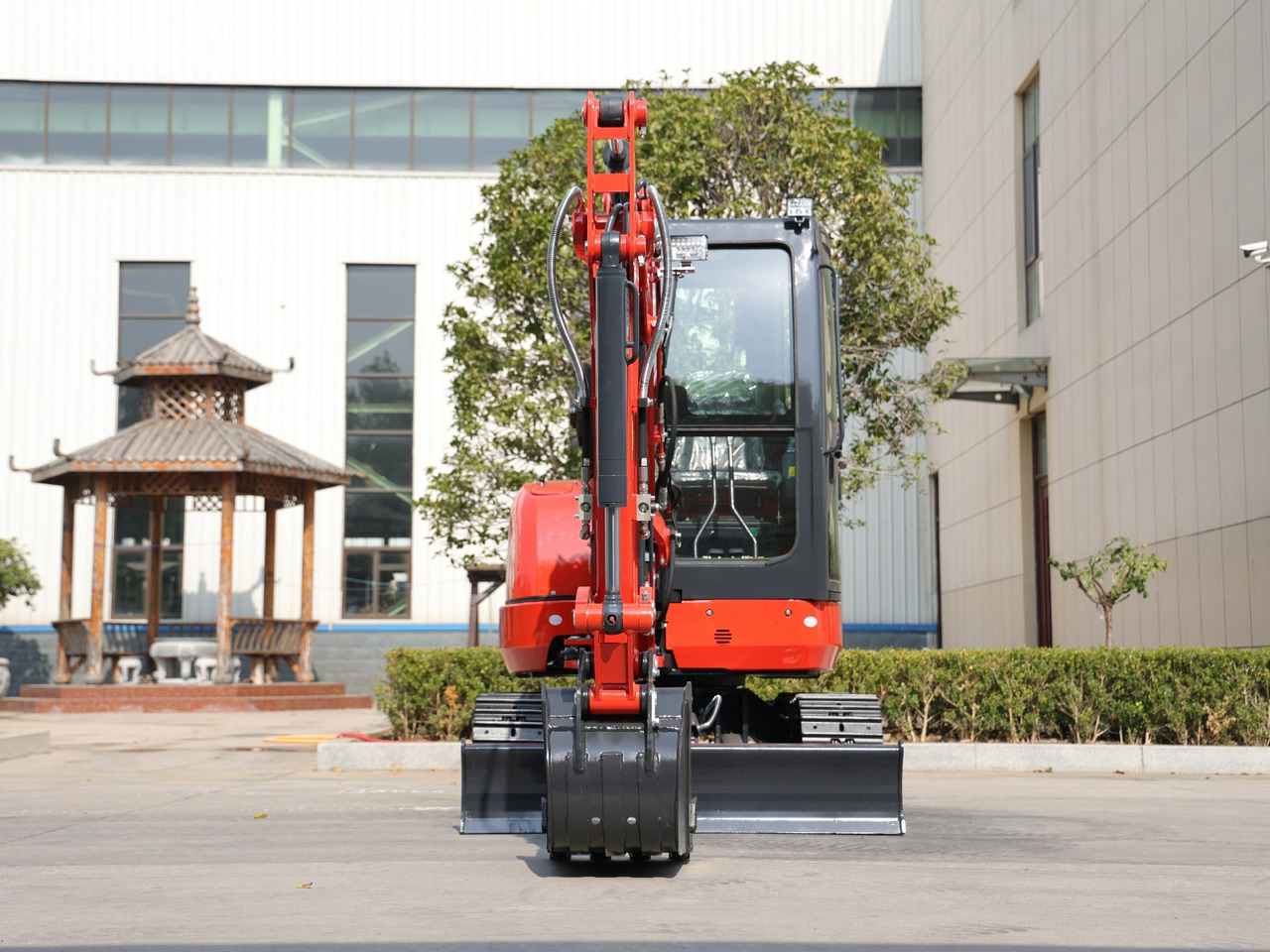 KUBOTA Diesel Mini excavator 3.5 Ton - Müller Machinery MB 35 Plus - VKSH - Minikuormaaja: kuva KUBOTA Diesel Mini excavator 3.5 Ton - Müller Machinery MB 35 Plus - VKSH - Minikuormaaja KUBOTA Diesel Mini excavator 3.5 Ton - Müller Machinery MB 35 Plus - VKSH - Minikuormaaja: kuva KUBOTA Diesel Mini excavator 3.5 Ton - Müller Machinery MB 35 Plus - VKSH - Minikuormaaja
