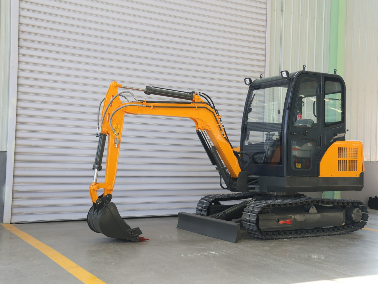Müller Machinery Diesel Mini excavator 4 ton - Müller Machinery MB 40 - VKSH Xinchai 4D32 Series Motor - Minikuormaaja: kuva Müller Machinery Diesel Mini excavator 4 ton - Müller Machinery MB 40 - VKSH Xinchai 4D32 Series Motor - Minikuormaaja Müller Machinery Diesel Mini excavator 4 ton - Müller Machinery MB 40 - VKSH Xinchai 4D32 Series Motor - Minikuormaaja: kuva Müller Machinery Diesel Mini excavator 4 ton - Müller Machinery MB 40 - VKSH Xinchai 4D32 Series Motor - Minikuormaaja