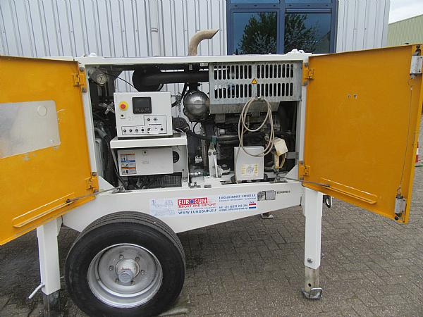 2013 PUTZMEISTER BSA 1005 D - concrete pump - Hinattava betonipumppu: kuva 2013 PUTZMEISTER BSA 1005 D - concrete pump - Hinattava betonipumppu 2013 PUTZMEISTER BSA 1005 D - concrete pump - Hinattava betonipumppu: kuva 2013 PUTZMEISTER BSA 1005 D - concrete pump - Hinattava betonipumppu