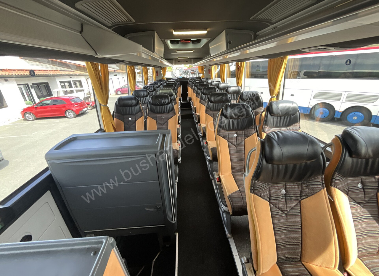 Turistibussi Mercedes-Benz Tourismo RHD: kuva Turistibussi Mercedes-Benz Tourismo RHD