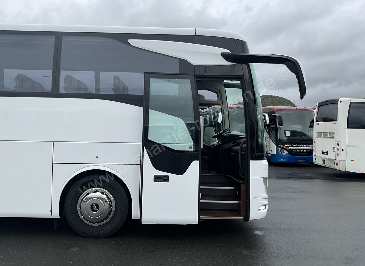 Mercedes-Benz Tourismo - Turistibussi: kuva Mercedes-Benz Tourismo - Turistibussi Mercedes-Benz Tourismo - Turistibussi: kuva Mercedes-Benz Tourismo - Turistibussi
