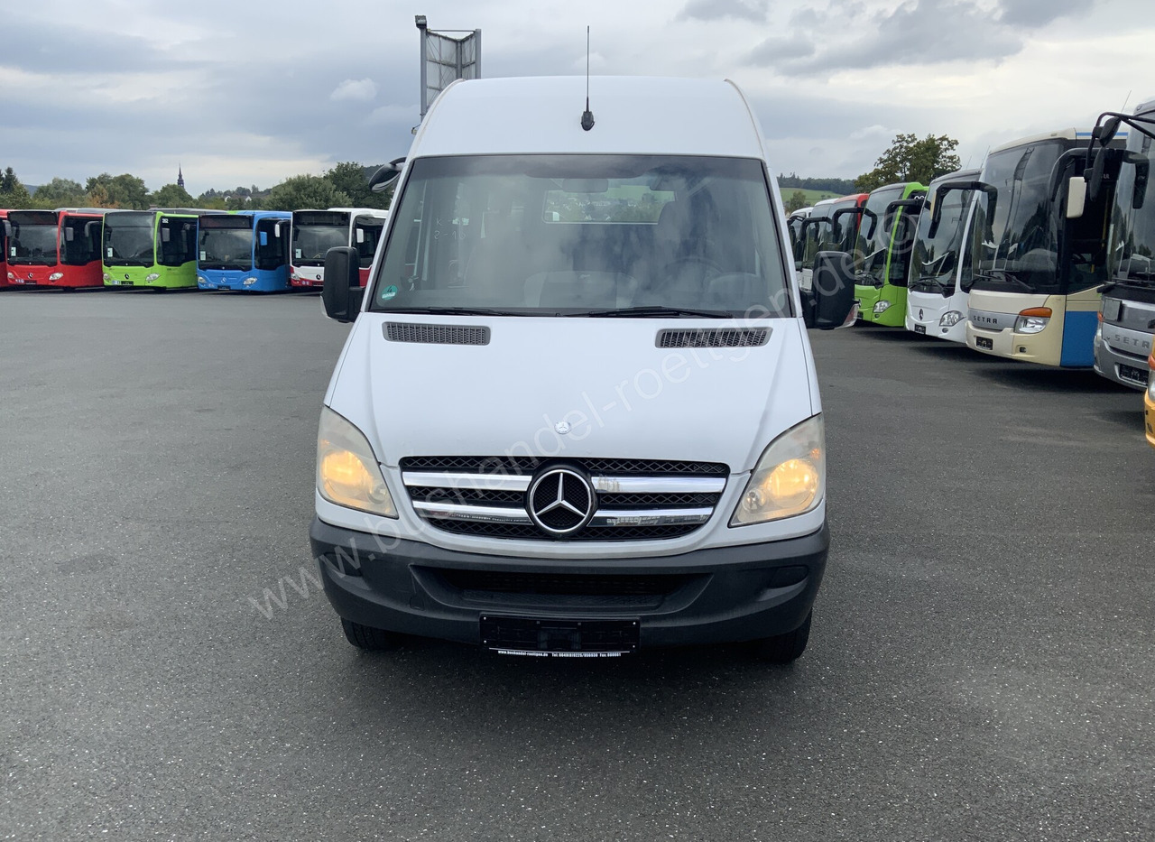 Mercedes-Benz Transfer 55 - Minibussi, Pikkubussi: kuva Mercedes-Benz Transfer 55 - Minibussi, Pikkubussi Mercedes-Benz Transfer 55 - Minibussi, Pikkubussi: kuva Mercedes-Benz Transfer 55 - Minibussi, Pikkubussi