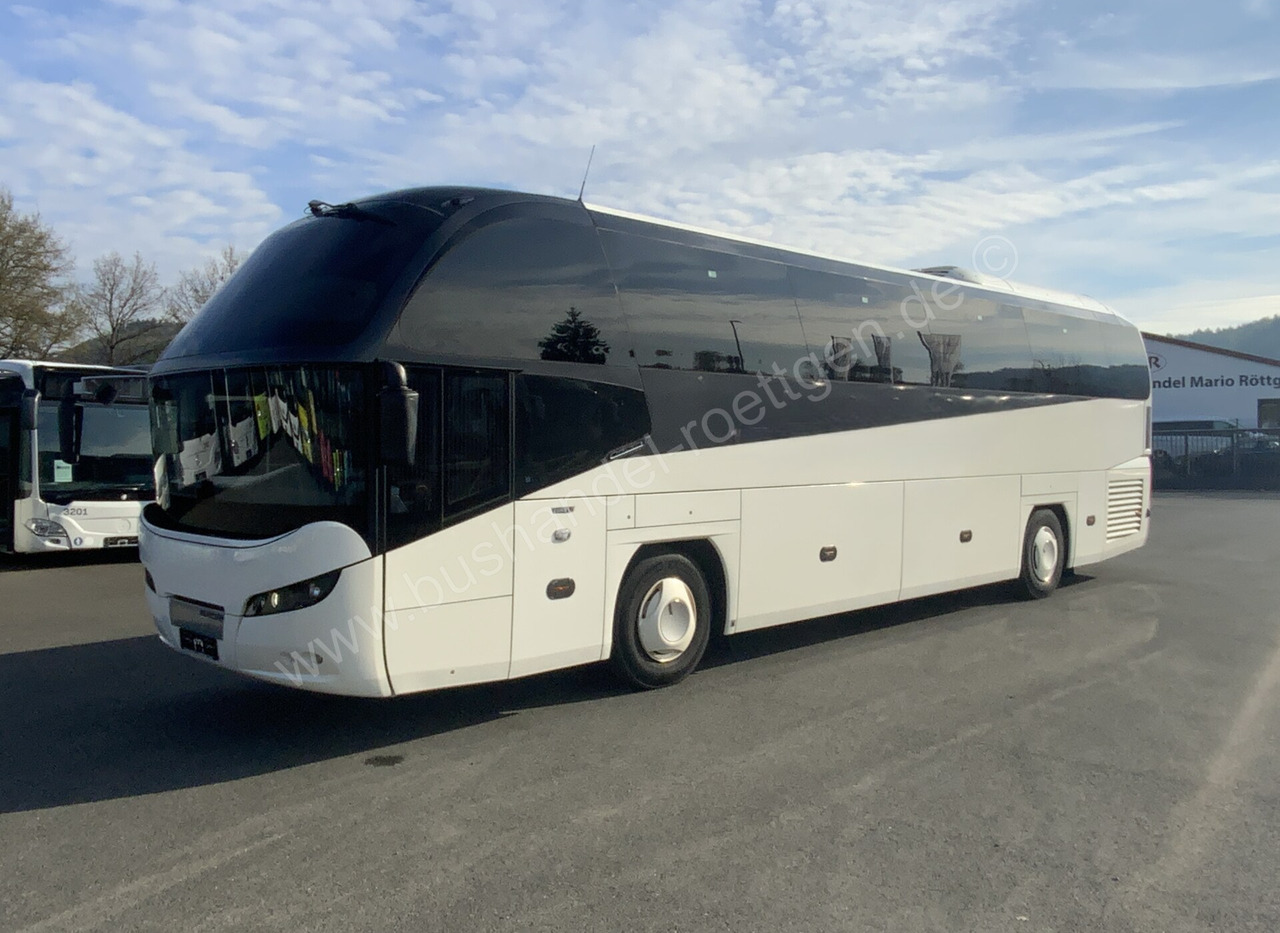 Neoplan Cityliner - Turistibussi: kuva Neoplan Cityliner - Turistibussi Neoplan Cityliner - Turistibussi: kuva Neoplan Cityliner - Turistibussi