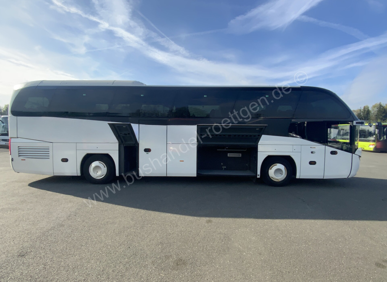 Neoplan Cityliner - Turistibussi: kuva Neoplan Cityliner - Turistibussi Neoplan Cityliner - Turistibussi: kuva Neoplan Cityliner - Turistibussi