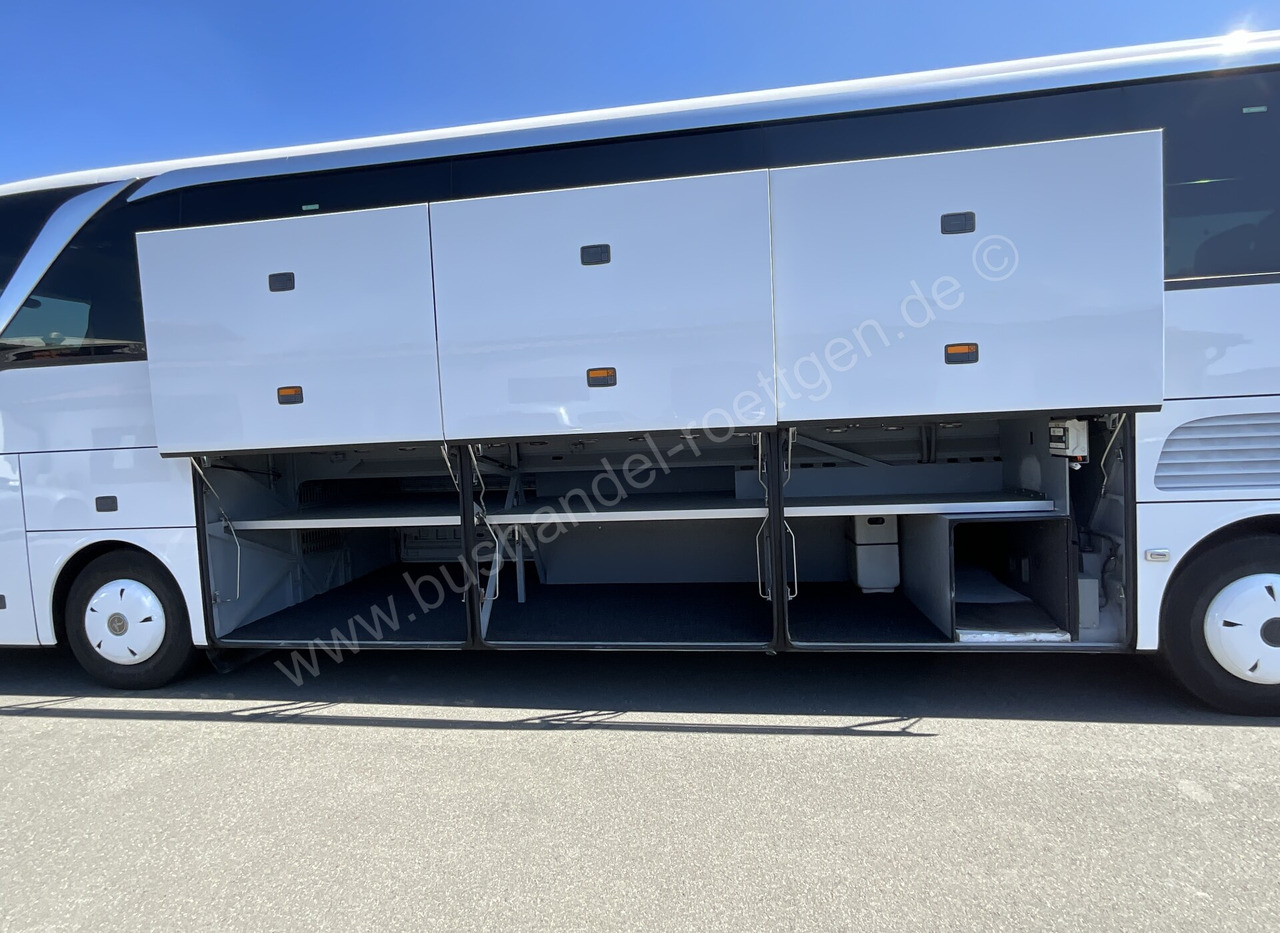 Setra S 517 HDH - Turistibussi: kuva Setra S 517 HDH - Turistibussi Setra S 517 HDH - Turistibussi: kuva Setra S 517 HDH - Turistibussi