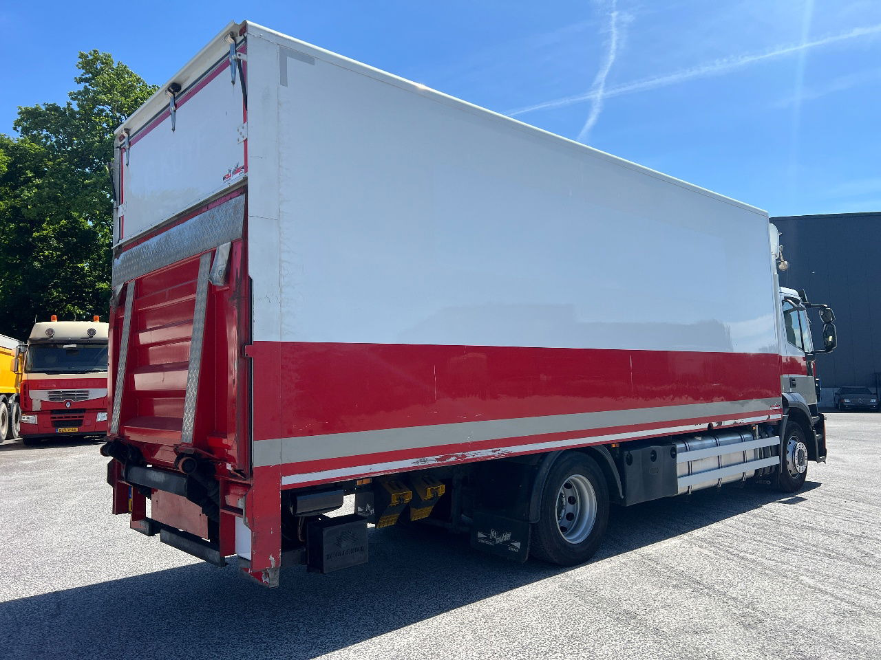 Iveco Stralis 310 AD, 19Ton, Euro 6 - Umpikori kuorma-auto: kuva Iveco Stralis 310 AD, 19Ton, Euro 6 - Umpikori kuorma-auto Iveco Stralis 310 AD, 19Ton, Euro 6 - Umpikori kuorma-auto: kuva Iveco Stralis 310 AD, 19Ton, Euro 6 - Umpikori kuorma-auto
