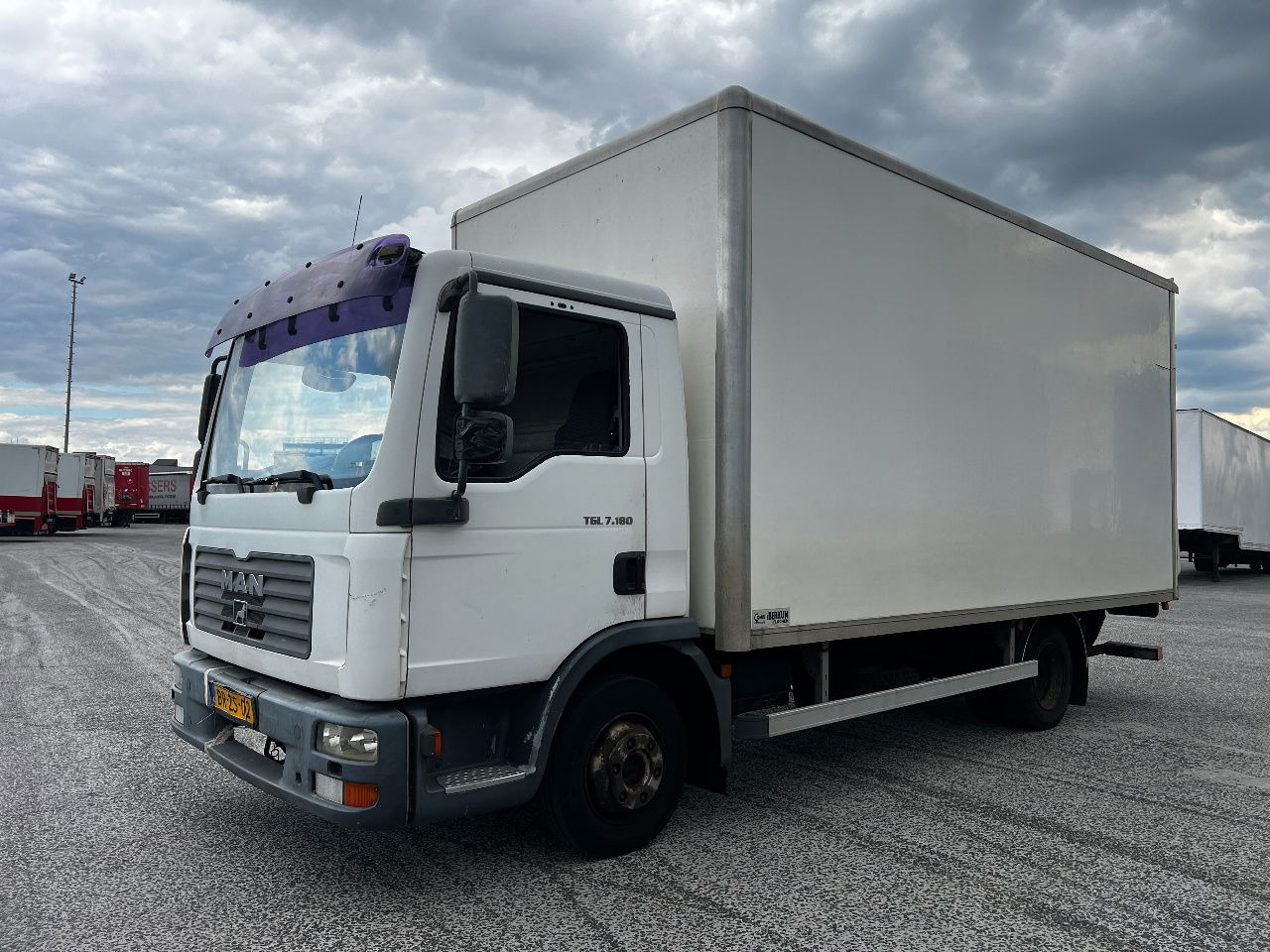 MAN TGL 7.180 Euro 3, Aut - Umpikori kuorma-auto: kuva MAN TGL 7.180 Euro 3, Aut - Umpikori kuorma-auto MAN TGL 7.180 Euro 3, Aut - Umpikori kuorma-auto: kuva MAN TGL 7.180 Euro 3, Aut - Umpikori kuorma-auto