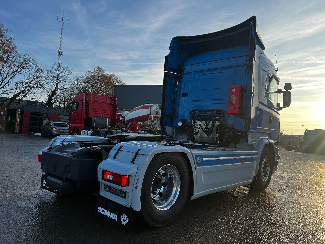 Scania R580 V8 Highline, Kind of the road - Vetopöytäauto: kuva Scania R580 V8 Highline, Kind of the road - Vetopöytäauto Scania R580 V8 Highline, Kind of the road - Vetopöytäauto: kuva Scania R580 V8 Highline, Kind of the road - Vetopöytäauto