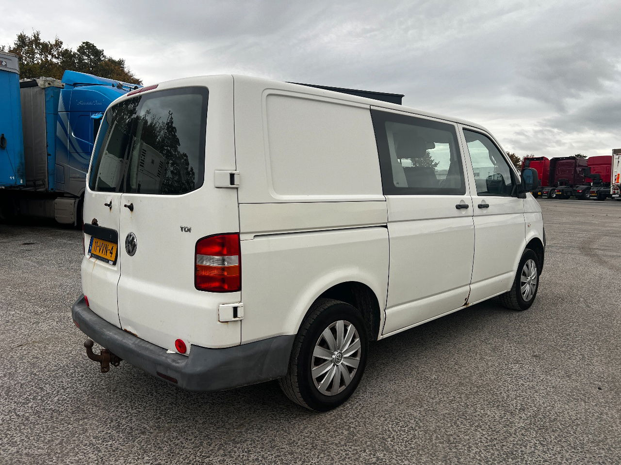 Volkswagen Transporter 2.5 tdi, 96kw, dubbele cabine - Pieni pakettiauto: kuva Volkswagen Transporter 2.5 tdi, 96kw, dubbele cabine - Pieni pakettiauto Volkswagen Transporter 2.5 tdi, 96kw, dubbele cabine - Pieni pakettiauto: kuva Volkswagen Transporter 2.5 tdi, 96kw, dubbele cabine - Pieni pakettiauto