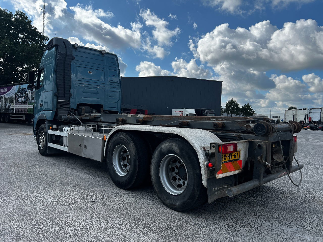 Volvo FH 460 Globe 6x2, NCH cable - Konttialus/ Vaihtokuormatilat kuorma-auto: kuva Volvo FH 460 Globe 6x2, NCH cable - Konttialus/ Vaihtokuormatilat kuorma-auto Volvo FH 460 Globe 6x2, NCH cable - Konttialus/ Vaihtokuormatilat kuorma-auto: kuva Volvo FH 460 Globe 6x2, NCH cable - Konttialus/ Vaihtokuormatilat kuorma-auto