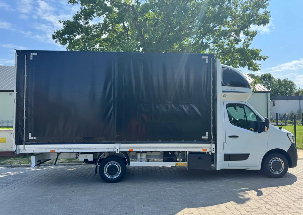 Renault Master - Pressukapelli tavara-auto: kuva Renault Master - Pressukapelli tavara-auto Renault Master - Pressukapelli tavara-auto: kuva Renault Master - Pressukapelli tavara-auto