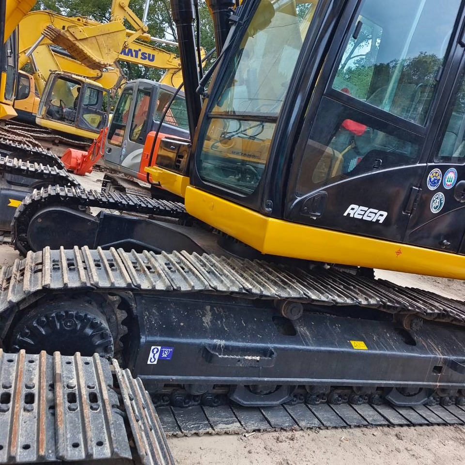 CAT 323 D - Telakaivukone: kuva CAT 323 D - Telakaivukone CAT 323 D - Telakaivukone: kuva CAT 323 D - Telakaivukone