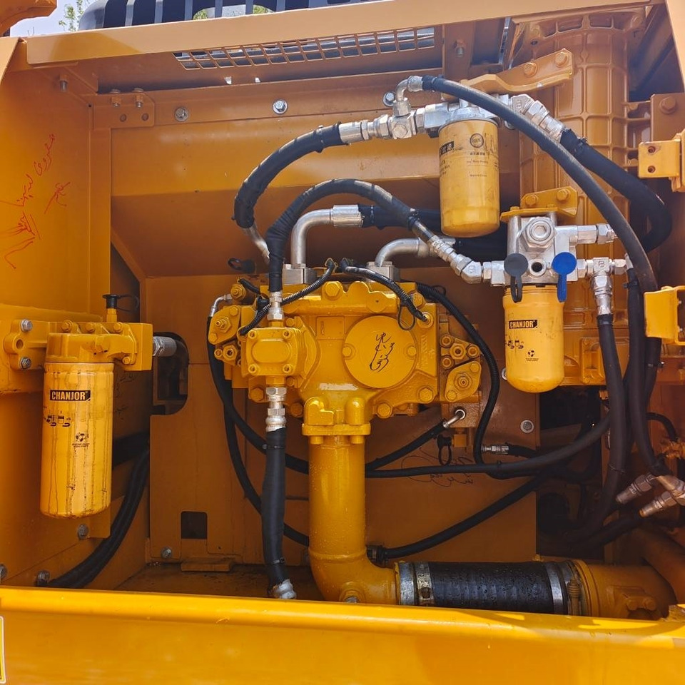 CAT 324 D - Telakaivukone: kuva  CAT 324 D - Telakaivukone CAT 324 D - Telakaivukone: kuva  CAT 324 D - Telakaivukone