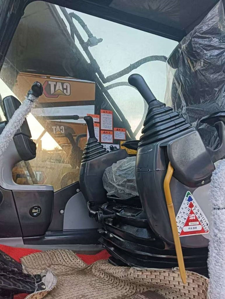 CAT 324 D L - Telakaivukone: kuva CAT 324 D L - Telakaivukone CAT 324 D L - Telakaivukone: kuva CAT 324 D L - Telakaivukone