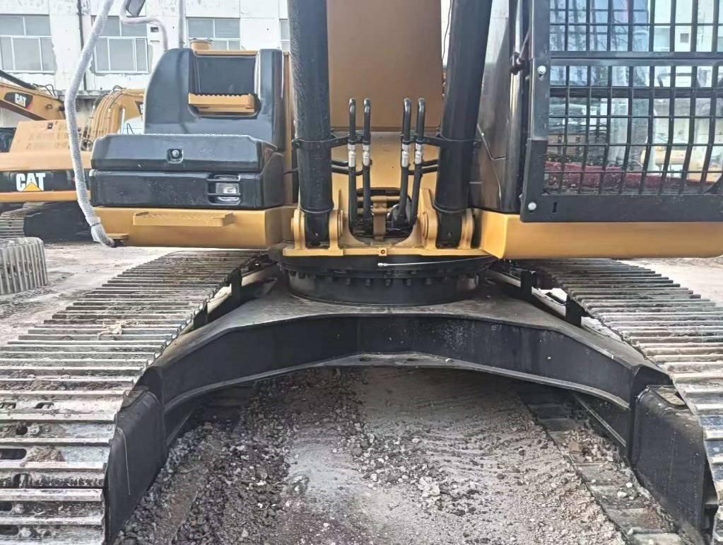 CAT 324 D2L - Telakaivukone: kuva CAT 324 D2L - Telakaivukone CAT 324 D2L - Telakaivukone: kuva CAT 324 D2L - Telakaivukone