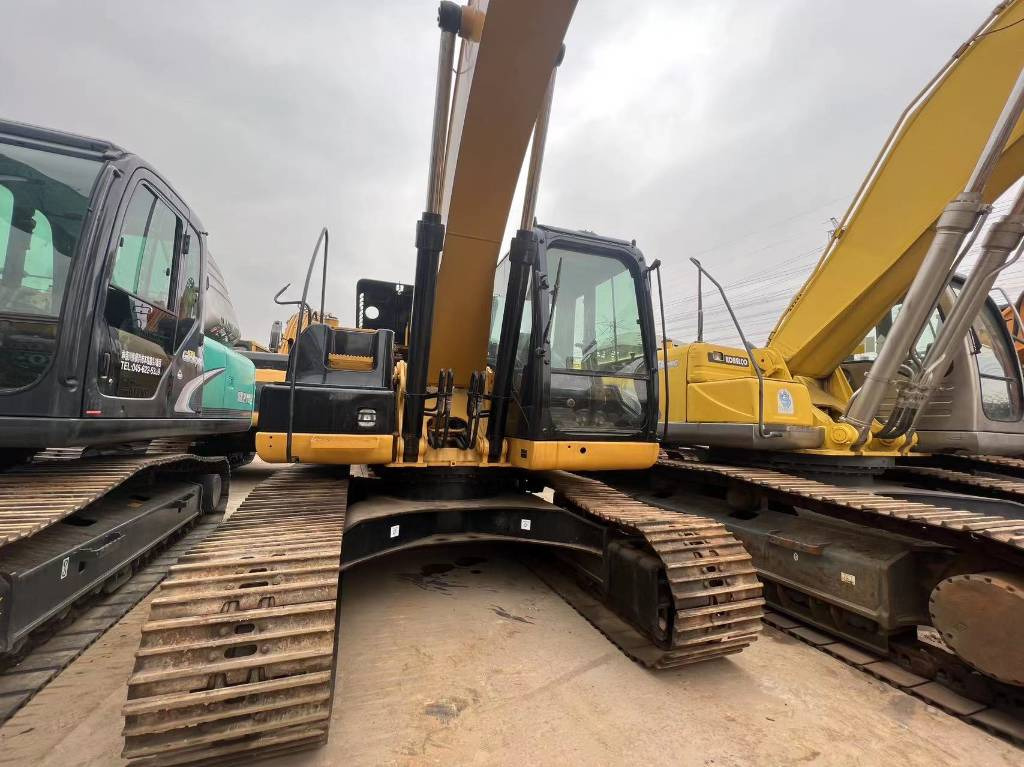 CAT 325 B L - Telakaivukone: kuva CAT 325 B L - Telakaivukone CAT 325 B L - Telakaivukone: kuva CAT 325 B L - Telakaivukone