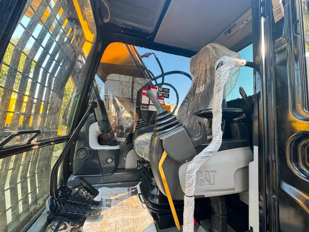 CAT 330D2L - Telakaivukone: kuva CAT 330D2L - Telakaivukone CAT 330D2L - Telakaivukone: kuva CAT 330D2L - Telakaivukone