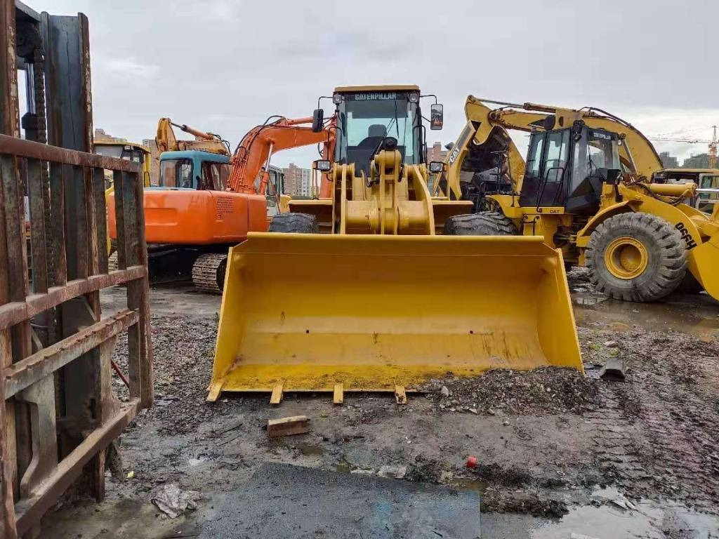 CAT 966 H - Pyöräkuormaaja: kuva CAT 966 H - Pyöräkuormaaja CAT 966 H - Pyöräkuormaaja: kuva CAT 966 H - Pyöräkuormaaja