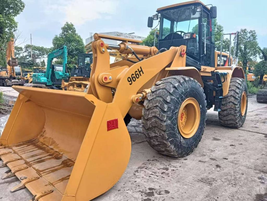 CAT 966 H - Pyöräkuormaaja: kuva CAT 966 H - Pyöräkuormaaja CAT 966 H - Pyöräkuormaaja: kuva CAT 966 H - Pyöräkuormaaja